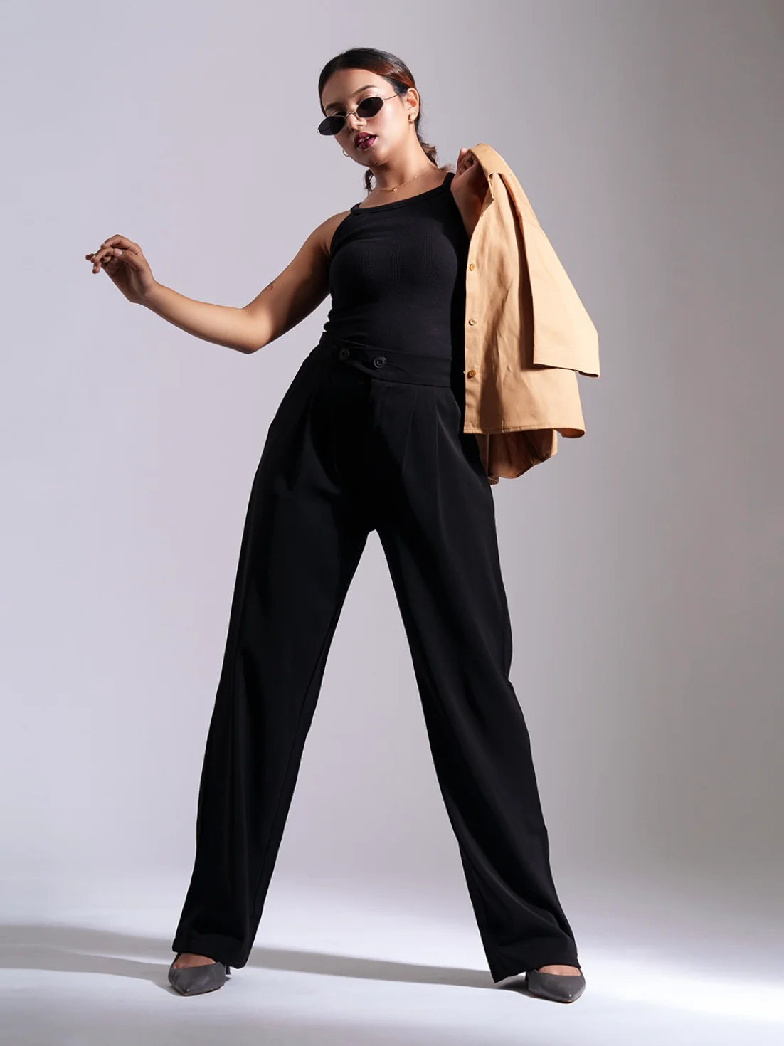 Black Tailored Pleat Korean Pants - Image 4